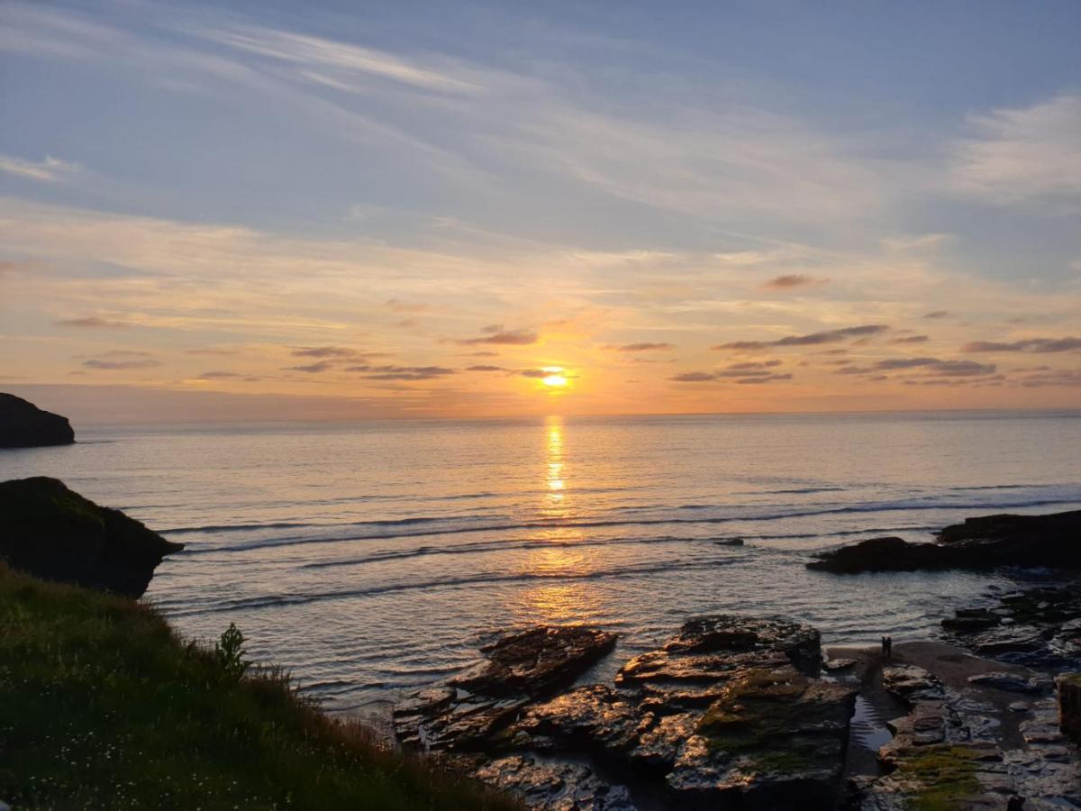 Polrunny Farm Seaberry Cottage With A Sea View And Log Burner Boscastle Exteriér fotografie