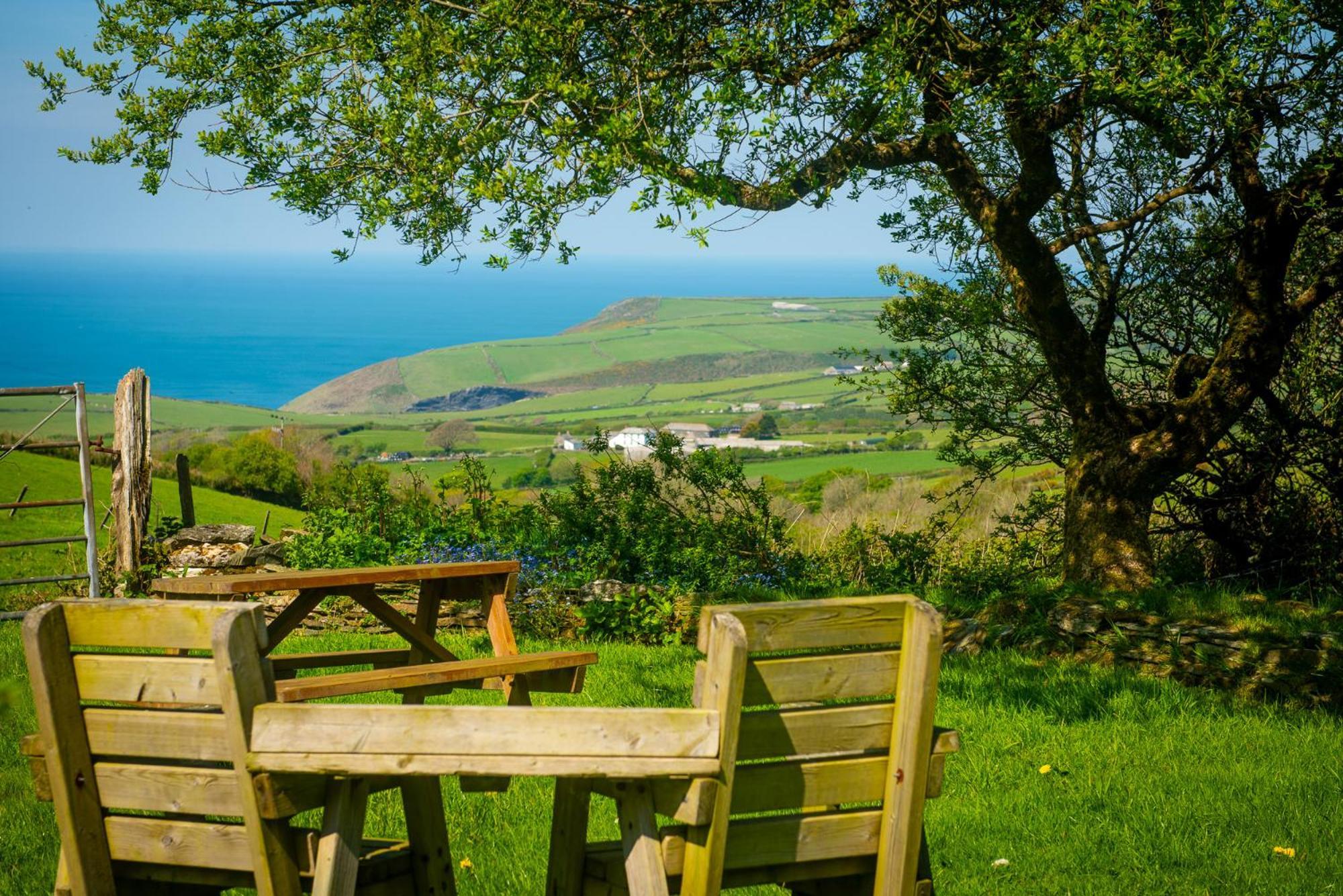 Polrunny Farm Seaberry Cottage With A Sea View And Log Burner Boscastle Exteriér fotografie
